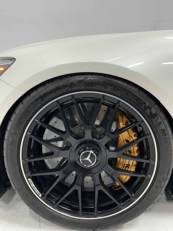 2017 Mercedes-Benz AMG GT