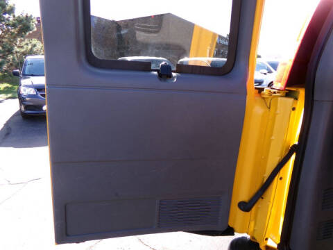 2017 Chevrolet Express LT 3500