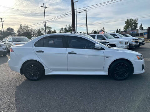 2016 Mitsubishi Lancer ES