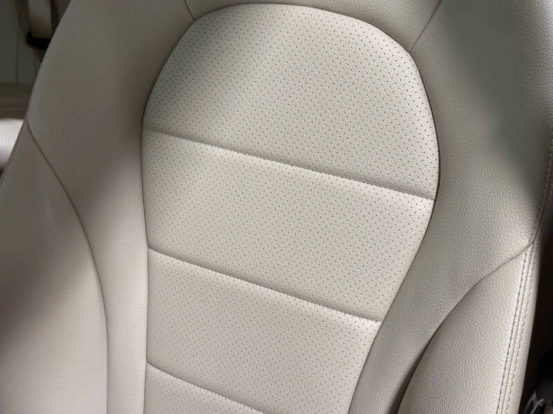 2022 Mercedes-Benz GLC GLC 300 4MATIC