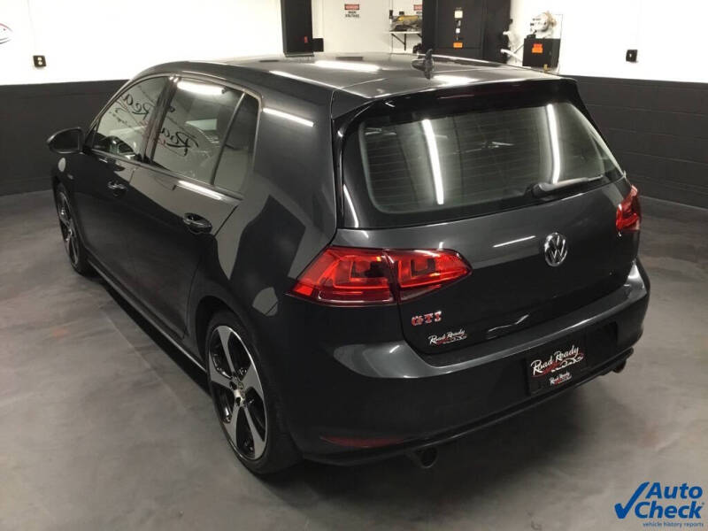 2017 Volkswagen Golf GTI SE