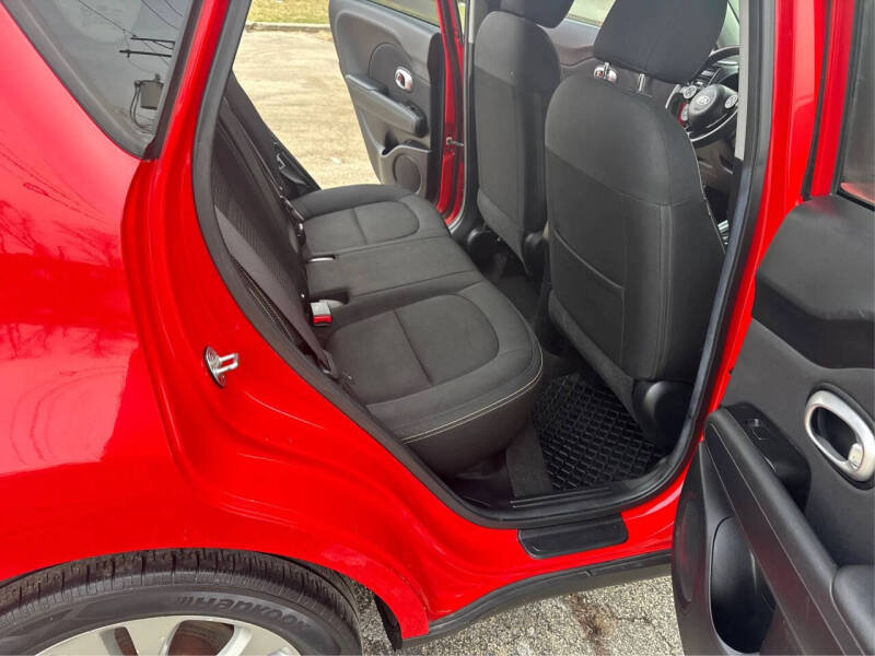 2015 Kia Soul +