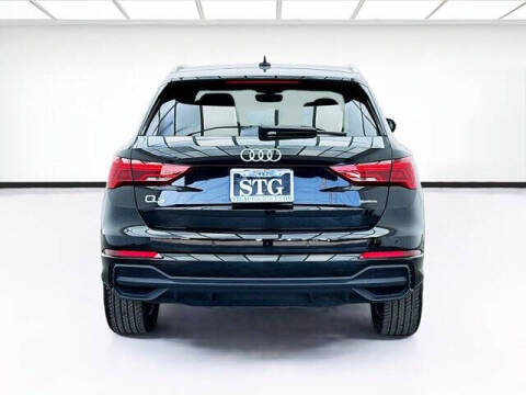 2023 Audi Q3 quattro S line Prem Plus 45 TFSI