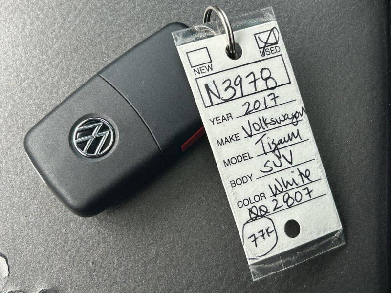 2017 Volkswagen Tiguan 2.0T Wolfsburg Edition