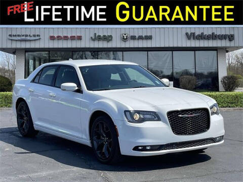 2021 Chrysler 300 for sale at Vicksburg Chrysler Dodge Jeep Ram in Vicksburg MI