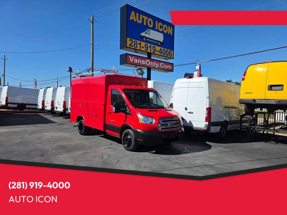 2019 Ford Transit Cutaway Base's photo