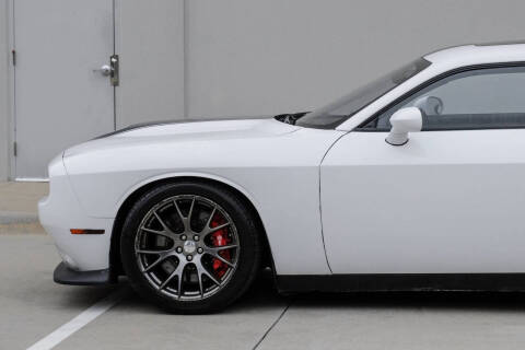 2015 Dodge Challenger SRT 392