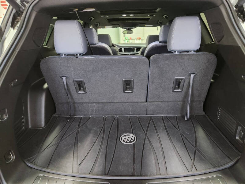 2023 Buick Enclave Essence