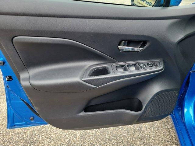 2023 Nissan Versa SV