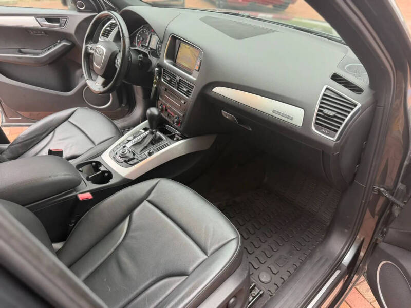 2012 Audi Q5 3.2 quattro Prestige