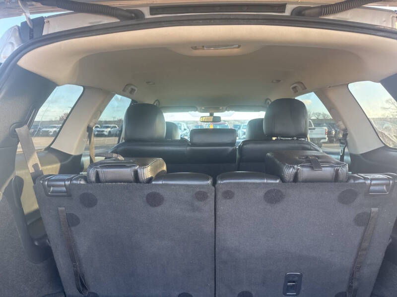 2020 Nissan Pathfinder SV