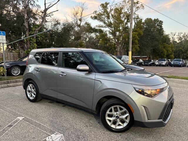 2023 Kia Soul LX