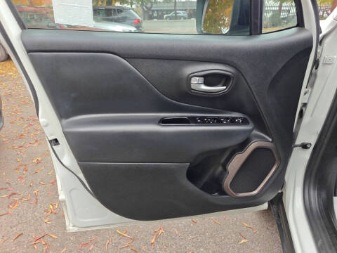 2023 Jeep Renegade Upland