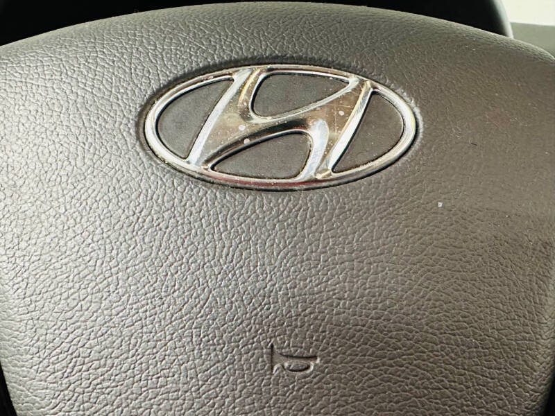 2013 Hyundai Accent GS