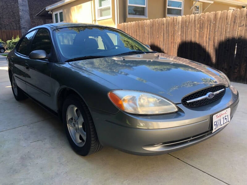 2001 Ford Taurus for sale at SoCal Car Connection in North Hollywood CA