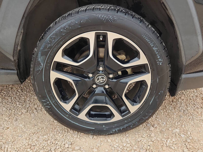 2019 Toyota RAV4 Adventure