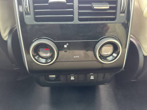 2021 Land Rover Range Rover Sport HSE Silver Edition