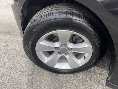 2011 Dodge Charger SE