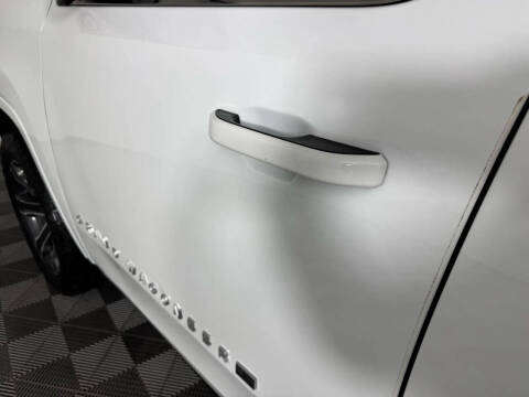 2023 Jeep Grand Wagoneer