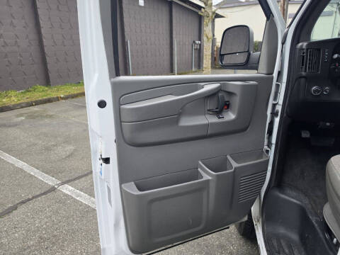 2013 Chevrolet Express LT 2500