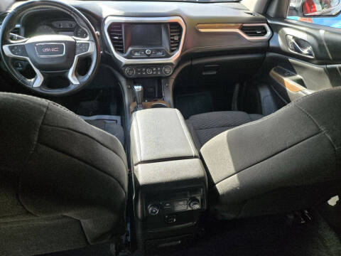 2017 GMC Acadia SLE-1