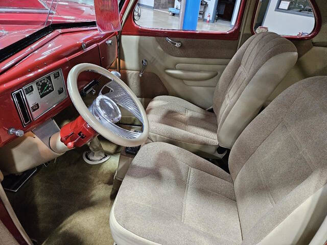 1939 Ford Deluxe