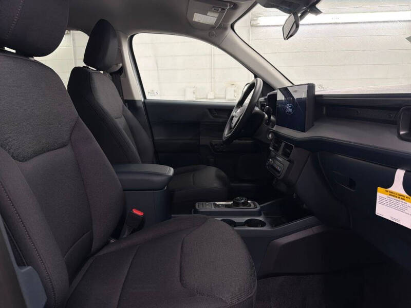 2025 Ford Maverick XL