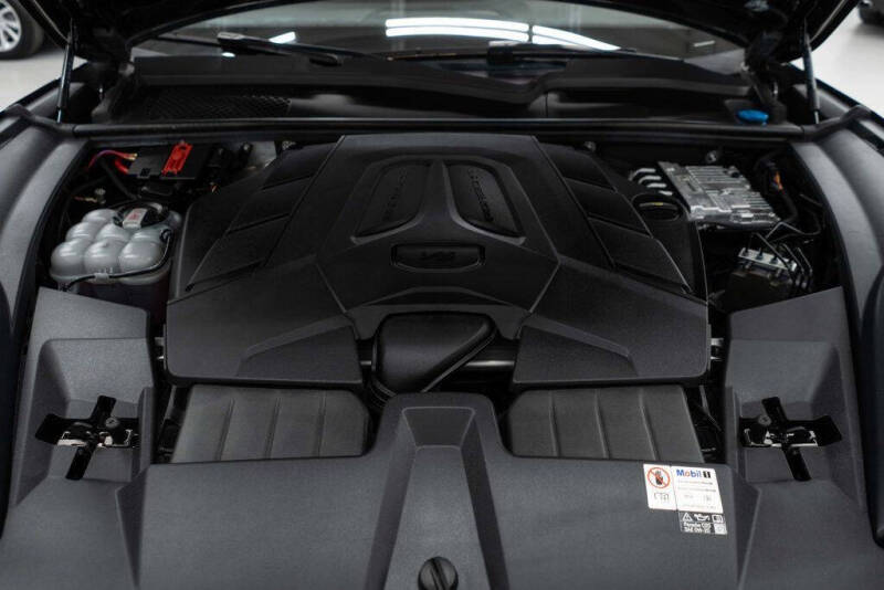 2024 Porsche Cayenne