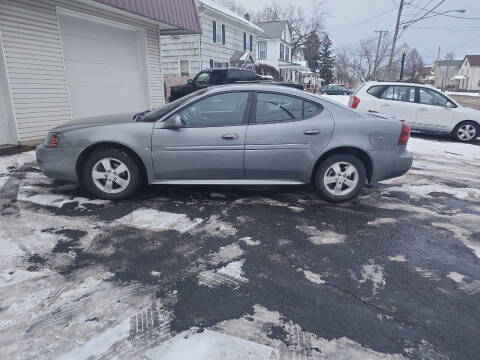 2008 Pontiac Grand Prix for sale at Maximum Auto Group II INC in Cortland OH