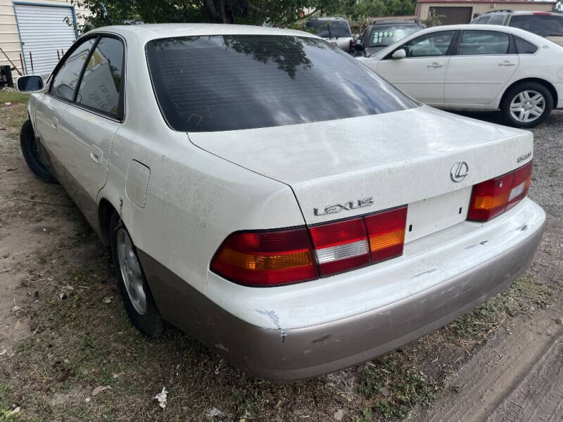 1999 Lexus ES 300