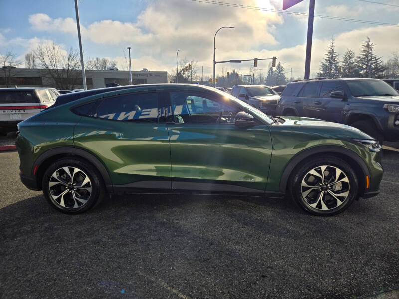 2025 Ford Mustang Mach-E Select