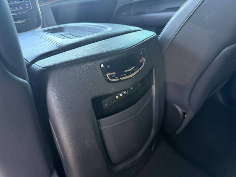 2016 Cadillac Escalade Premium Collection
