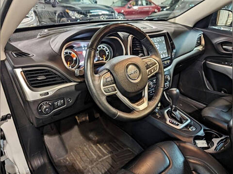 2017 Jeep Cherokee Overland