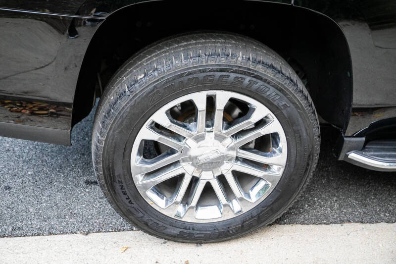 2018 Cadillac Escalade Standard