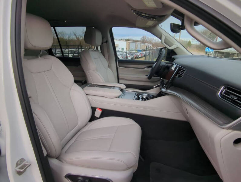 2024 Jeep Wagoneer Series III