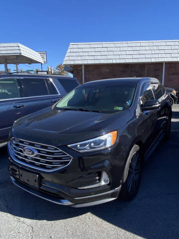 2019 Ford Edge Titanium