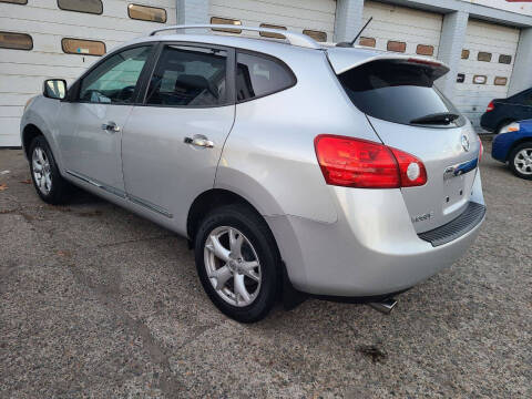 2011 Nissan Rogue SV