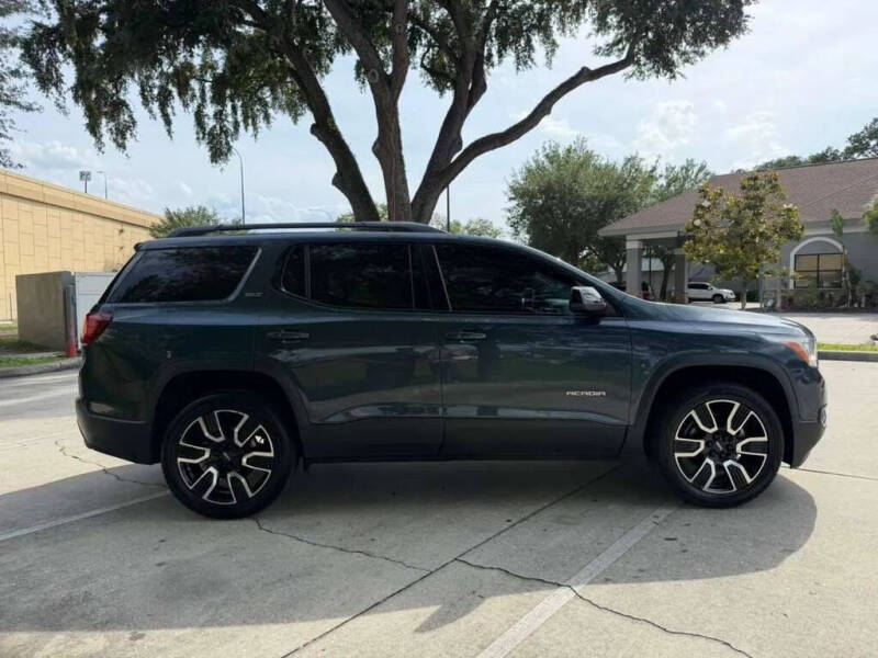 2019 GMC Acadia SLT-1