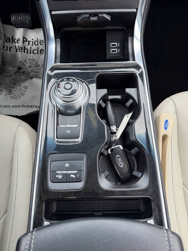 2019 Ford Edge Titanium