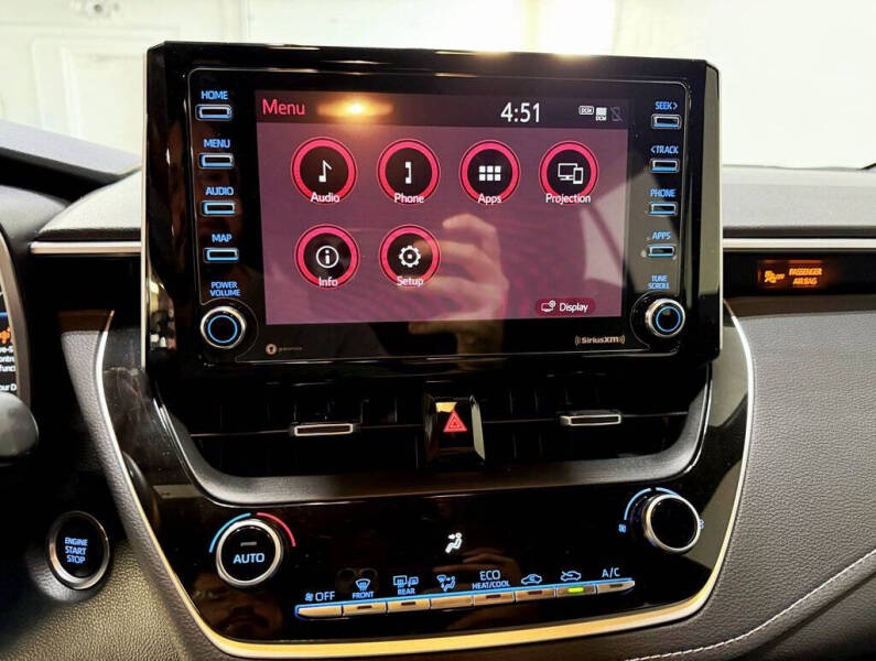 2021 Toyota Corolla Hatchback SE