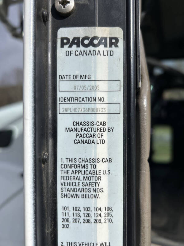 2006 Peterbilt 335 Mechanic's Truck