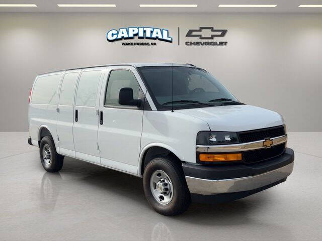 2025 Chevrolet Express 2500