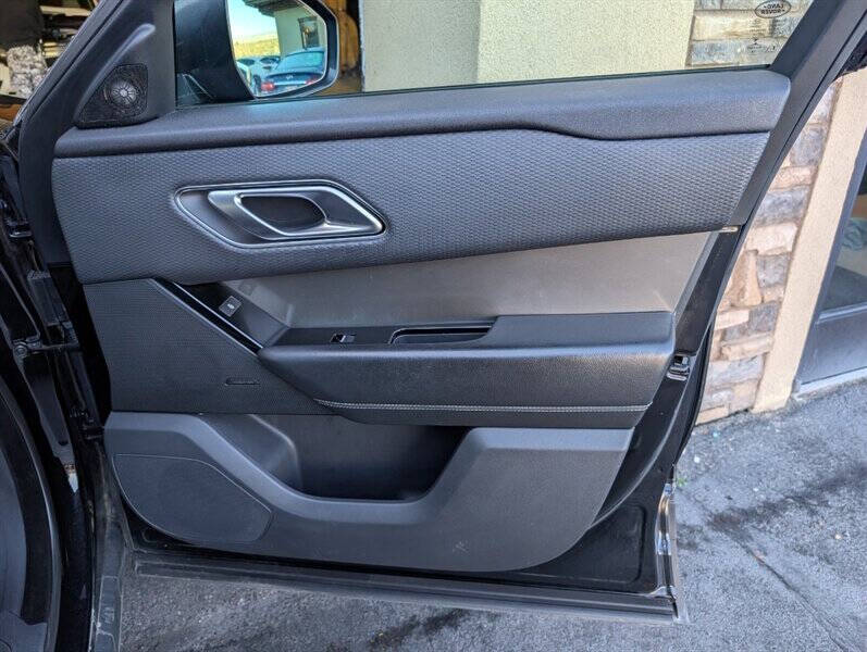 2019 Land Rover Range Rover Velar D180 S