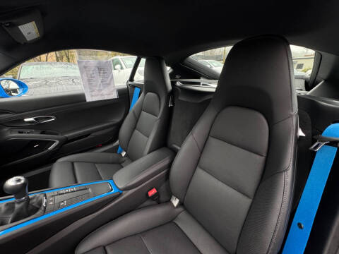 2025 Porsche 718 Cayman