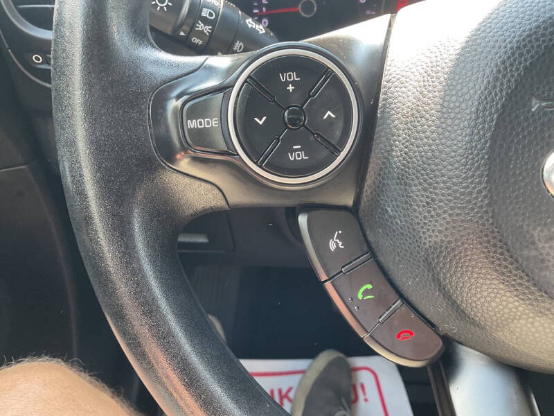 2017 Kia Soul +