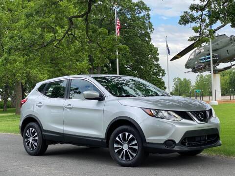 2019 Nissan Rogue Sport for sale at Every Day Auto Sales in Shakopee MN