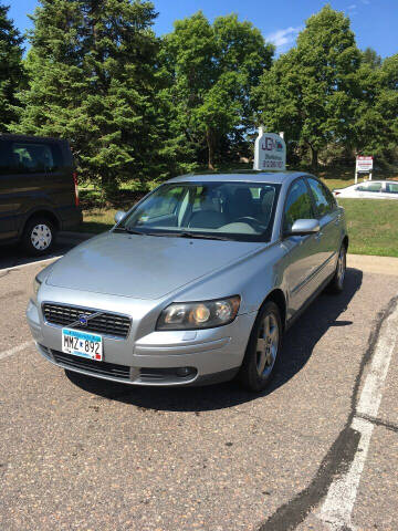 2006 Volvo S40 for sale at Specialty Auto Wholesalers Inc in Eden Prairie MN