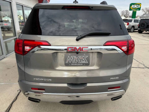 2019 GMC Acadia Denali