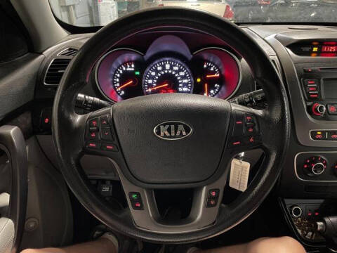 2014 Kia Sorento LX
