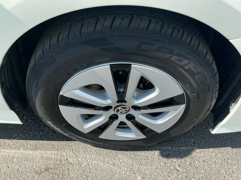 2016 Toyota Prius Four